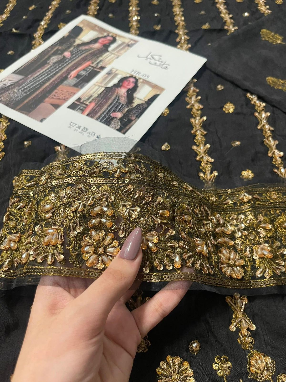 Haris Shakeel – Zainab Style, fabric and embroidery detail 4