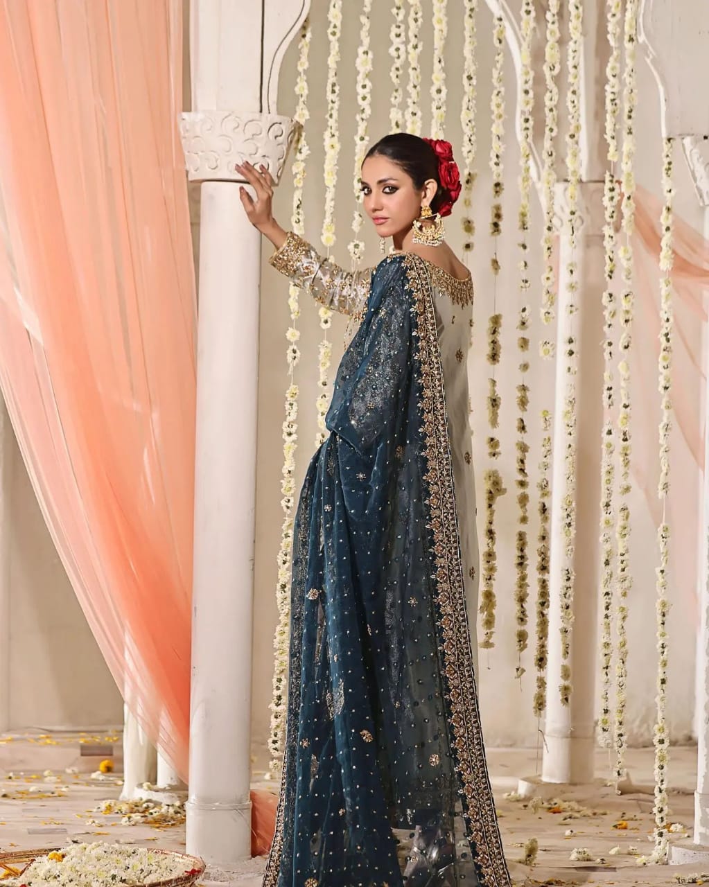 Haris Shakeel – Mahnoor Style, full outfit view 3