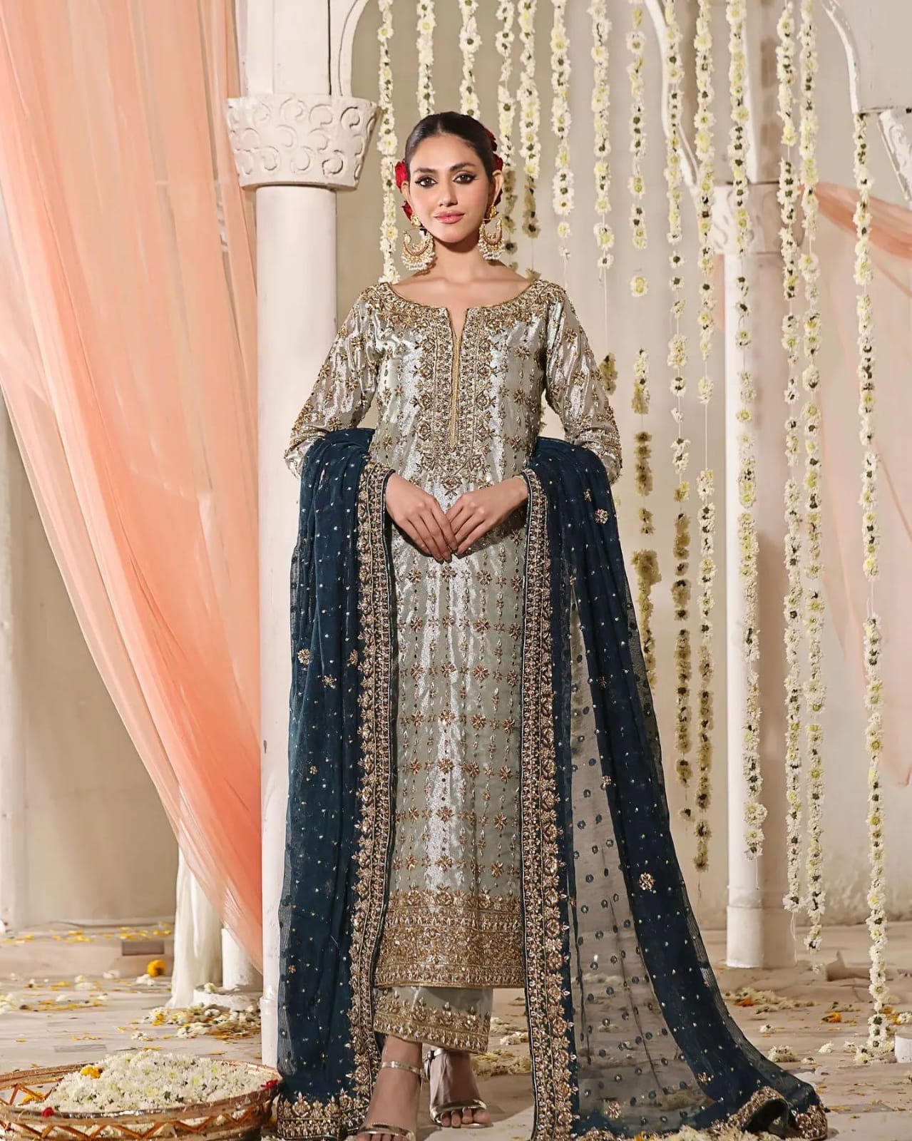 Haris Shakeel – Mahnoor Style, full front view