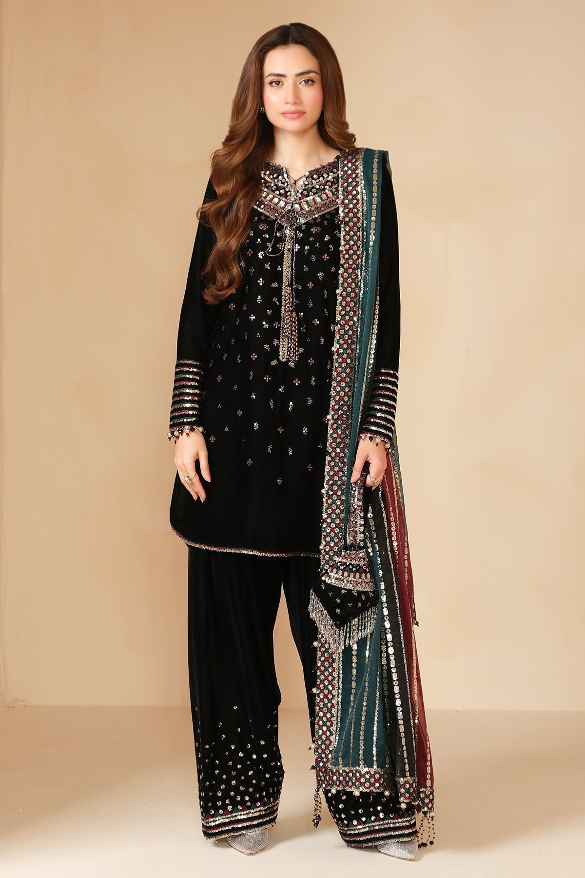 Jazmin VF-2037 Style — Mairaz Three-Piece Suit