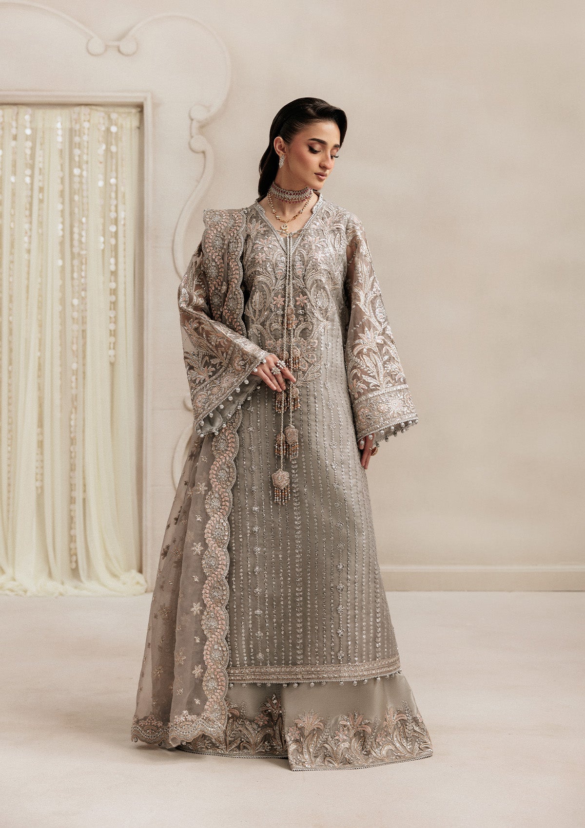 Aik Atelier Aikshaam Look 02 Style — Mairaz Three-Piece Suit