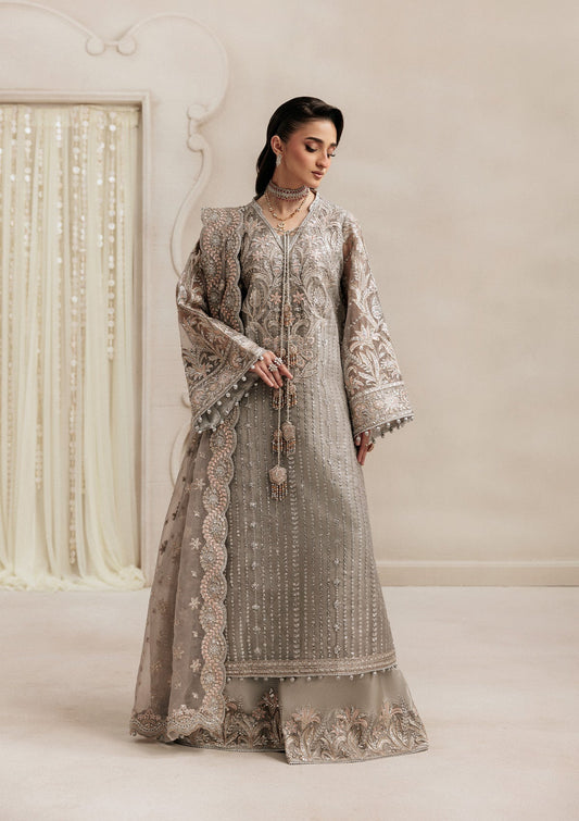 Aik Atelier Aikshaam Look 02 Style — Mairaz Three-Piece Suit