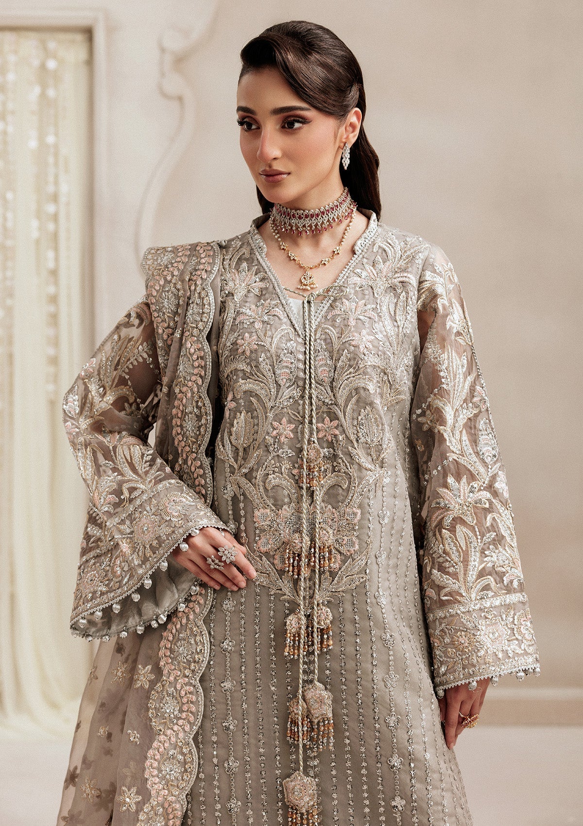 Aik Atelier Aikshaam Look 02 Style — Mairaz Three-Piece Suit