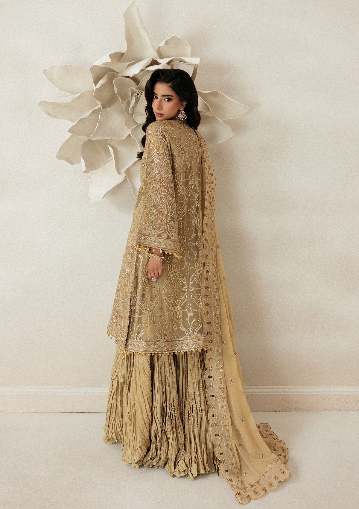 Aik Atelier Aikshaam Look 03 Style — Mairaz Three-Piece Suit