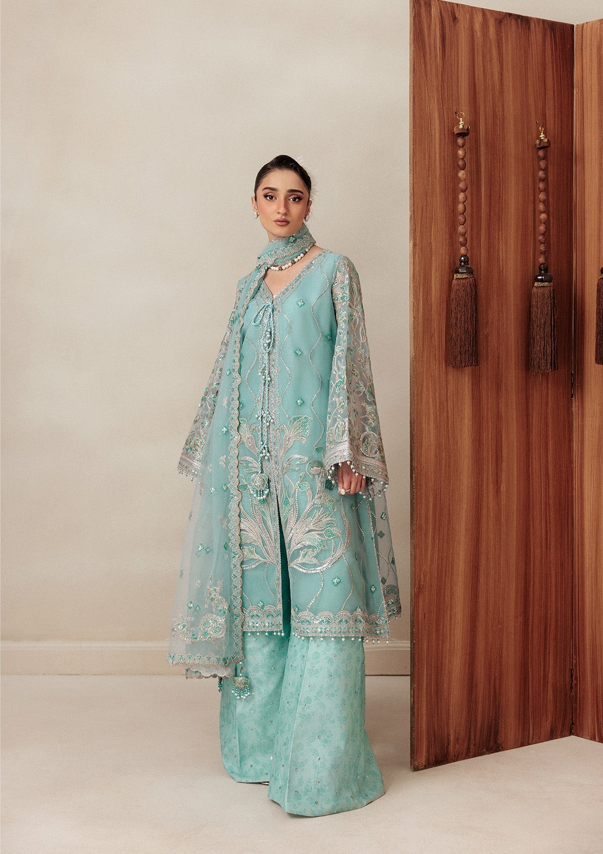Aik Atelier Aikshaam Look 06 Style — Mairaz Three-Piece Suit