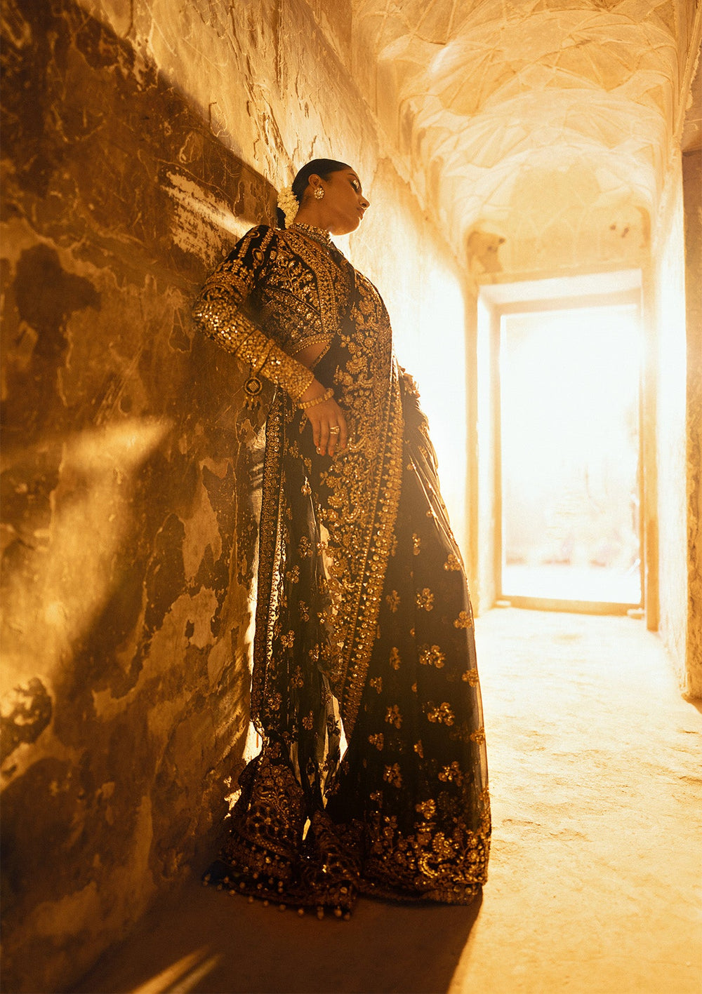 Aik Atelier Dastoor A2404 reference — black velvet and chiffon saree, view 4 | Mairaz