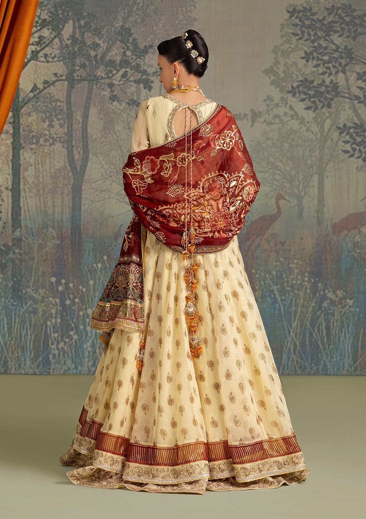 Aik Atelier Lady Aik Vol. 1 Look 03 Style — Mairaz Three-Piece Suit