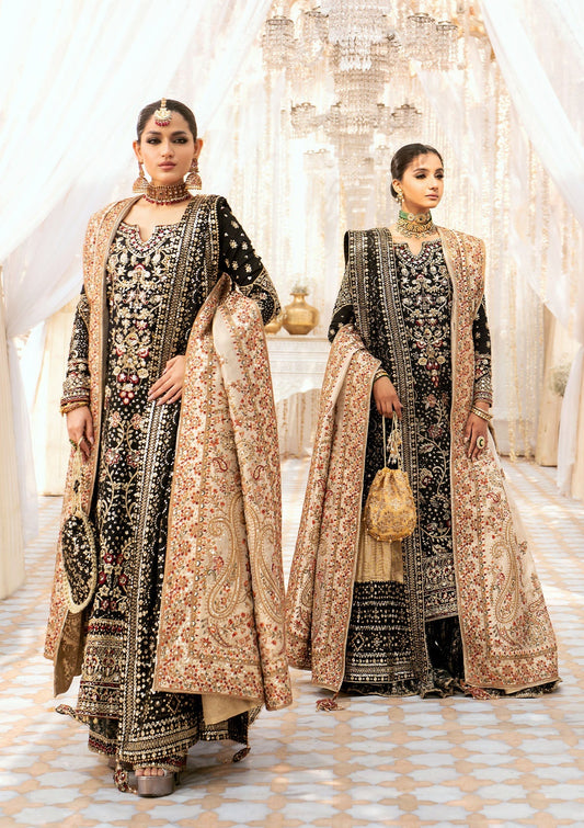 Aik Atelier Look 04 Style — Mairaz Three-Piece Suit