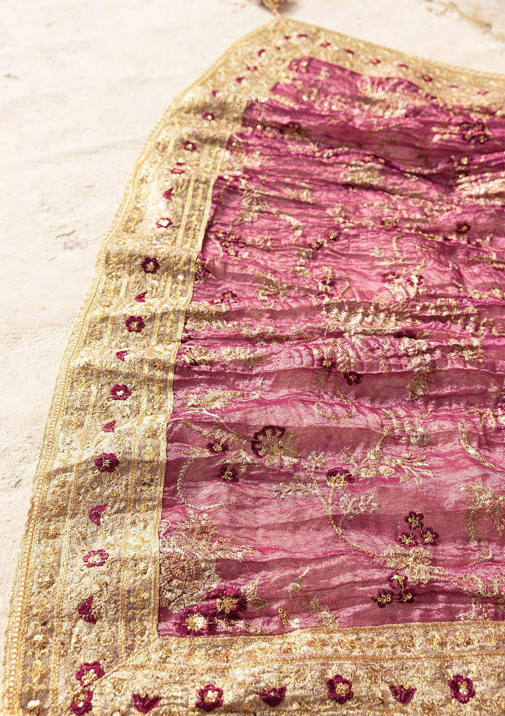 Aik Atelier WDB25 reference — light-gold embroidered tissue shawl, view 2 | Mairaz