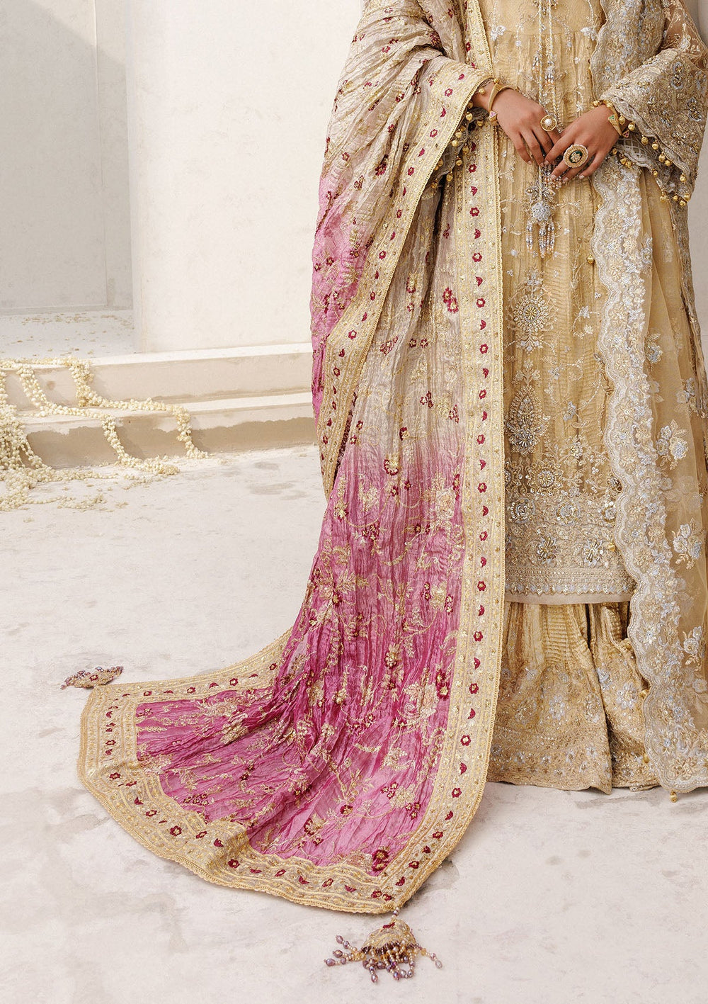 Aik Atelier WDB25 reference — light-gold embroidered tissue shawl, view 3 | Mairaz