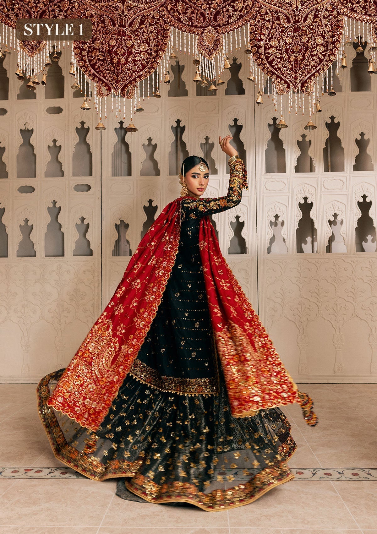 Aik Atelier Look 06 Style — Mairaz Three-Piece Suit