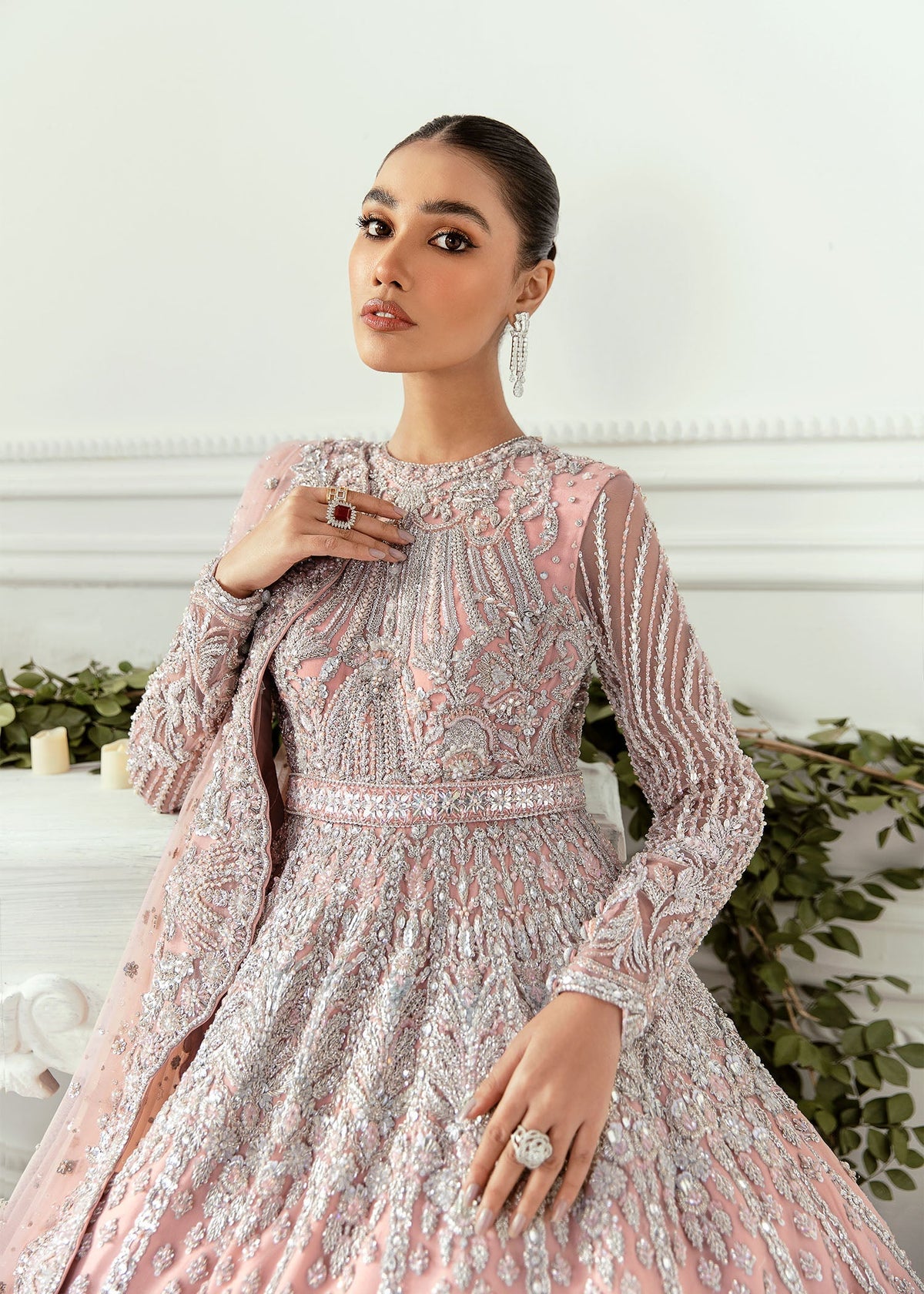 Akbar Aslam Hyacinth Pink bridal maxi dupatta detail