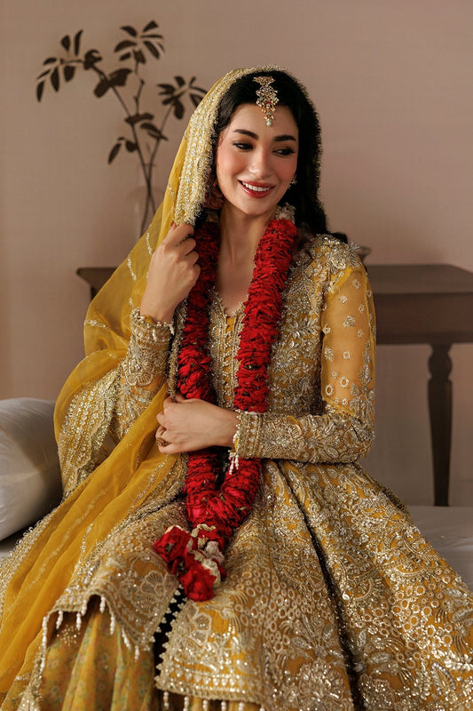 Aylin made by Mairaz campaign reference model face view