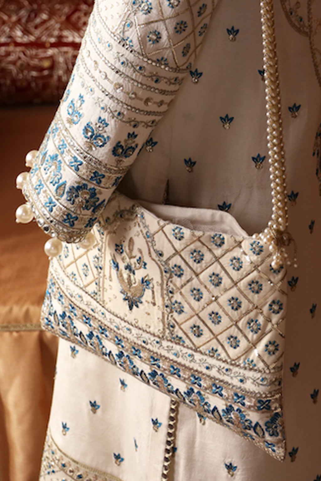 Afrozeh Chandni Style — Mairaz Off White Three-Piece Suit