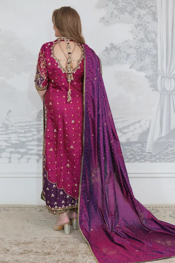 Farah Talib Aziz Bita Magenta style reference image 3