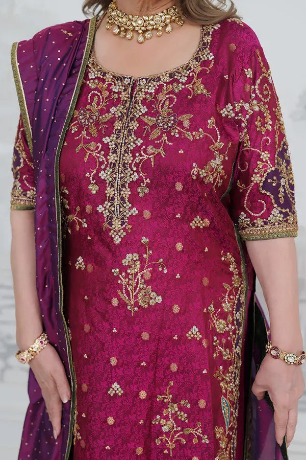 Farah Talib Aziz Bita Magenta style reference image 5