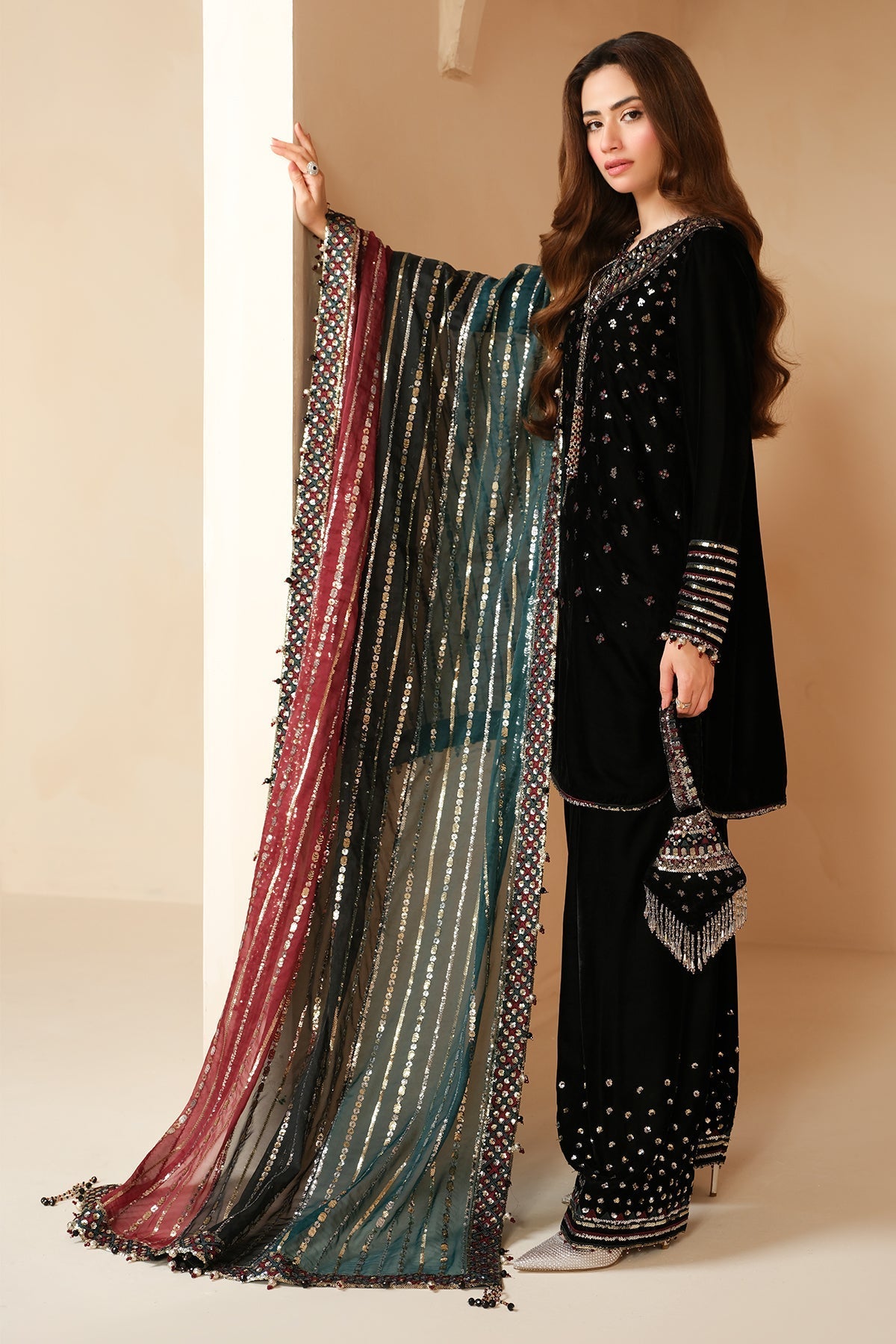 Jazmin VF-2037 Style — Mairaz Three-Piece Suit