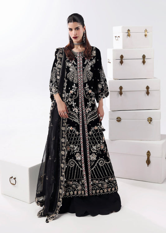 Black Swan Style — Mairaz Black Three-Piece Suit
