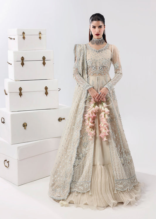 Pearl Mist Style — Mairaz Ivory Three-Piece Suit
