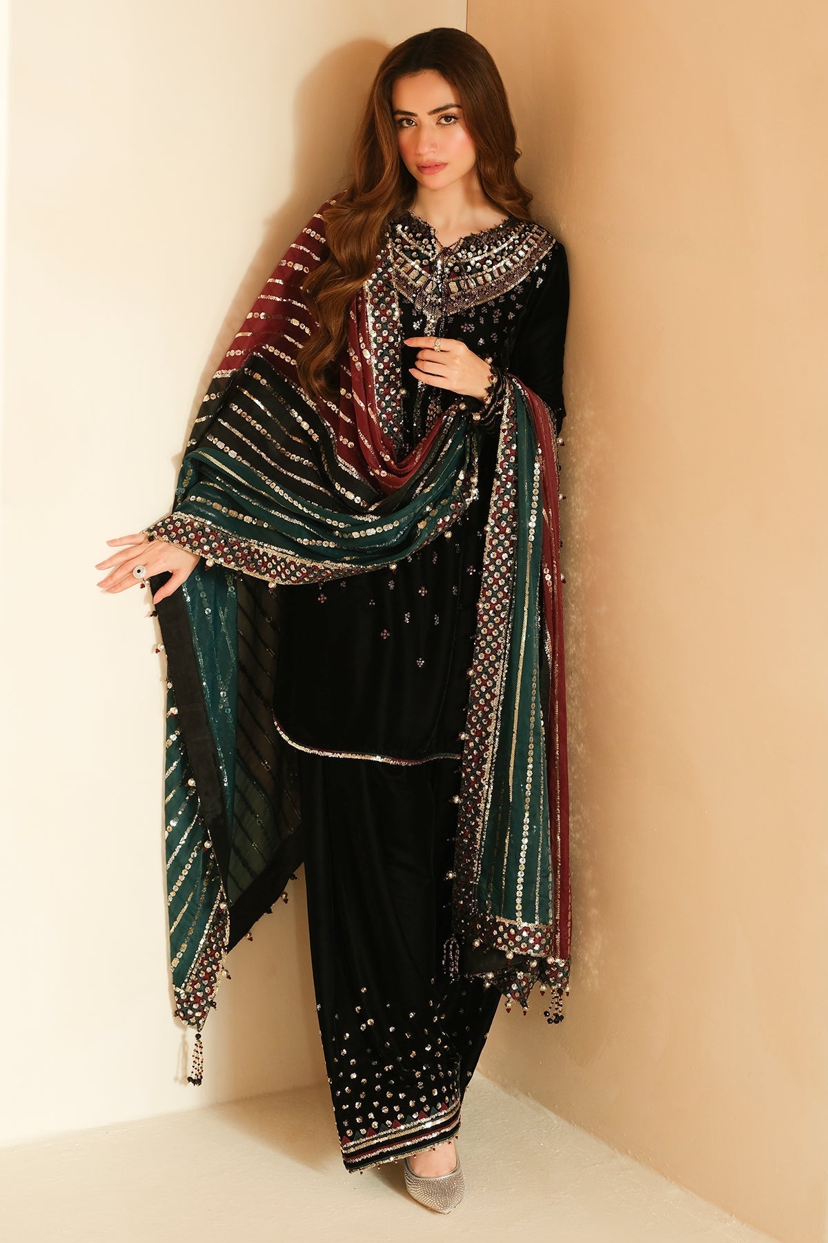 Jazmin VF-2037 Style — Mairaz Three-Piece Suit