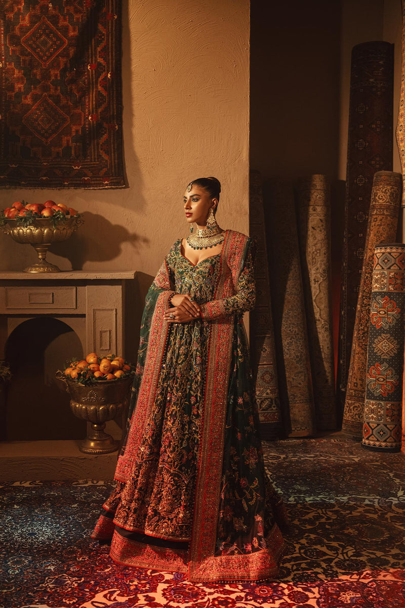 Fahad Hussayn Jhumath style green pishwas embroidery detail