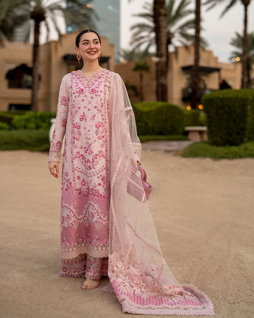 Faiza Saqlain Lamija reference image 1