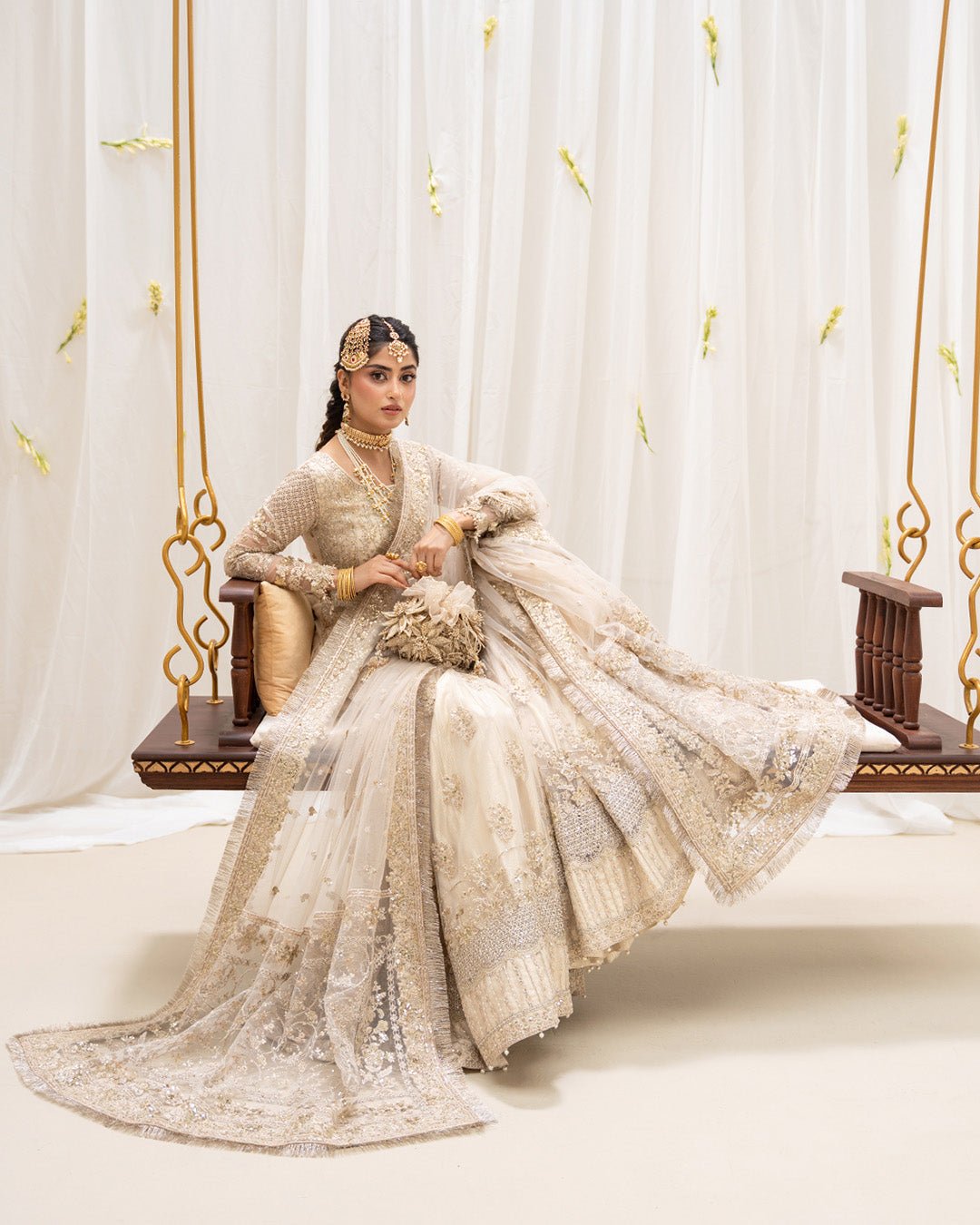Faiza Saqlain Safak reference image 4