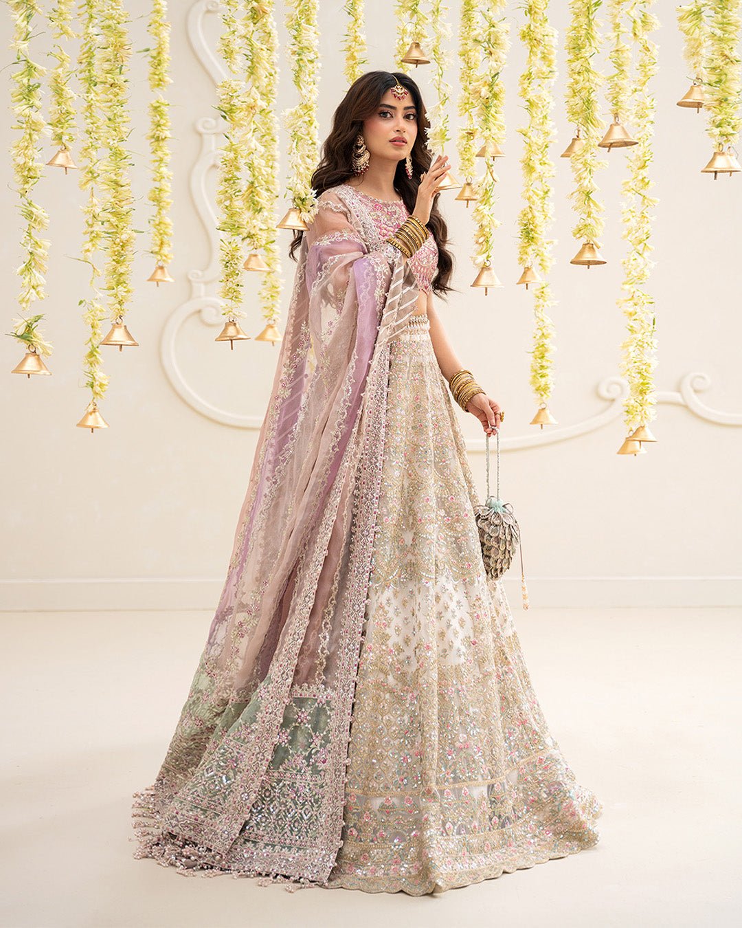 Faiza Saqlain Suzan reference image 2