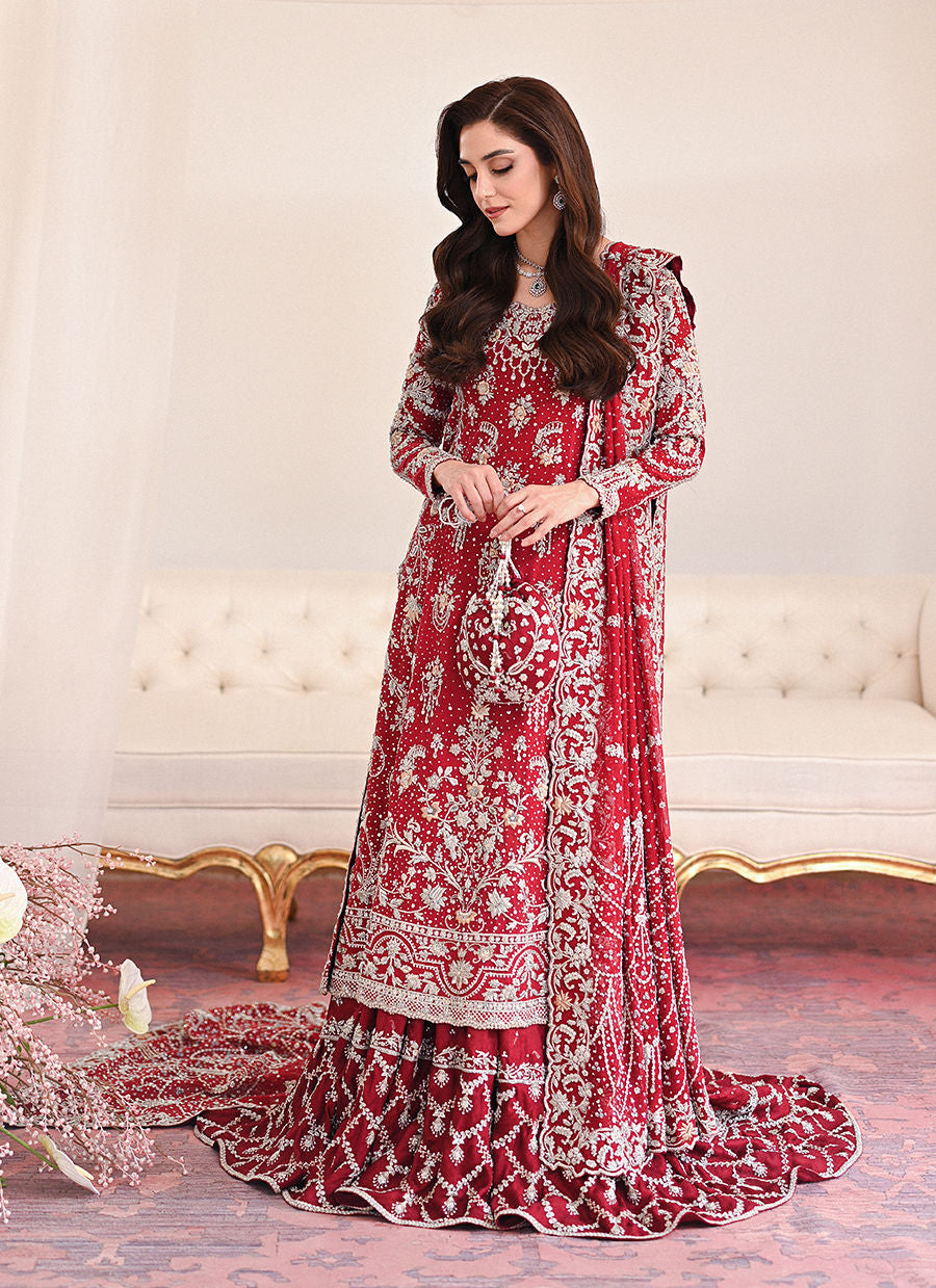 Farah Talib Aziz Azrina Scarlett style reference image 6