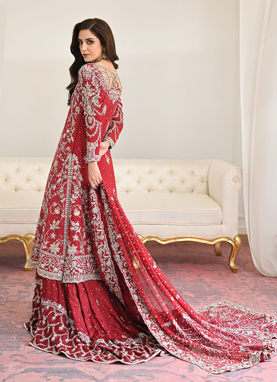 Farah Talib Aziz Azrina Scarlett style reference image 8