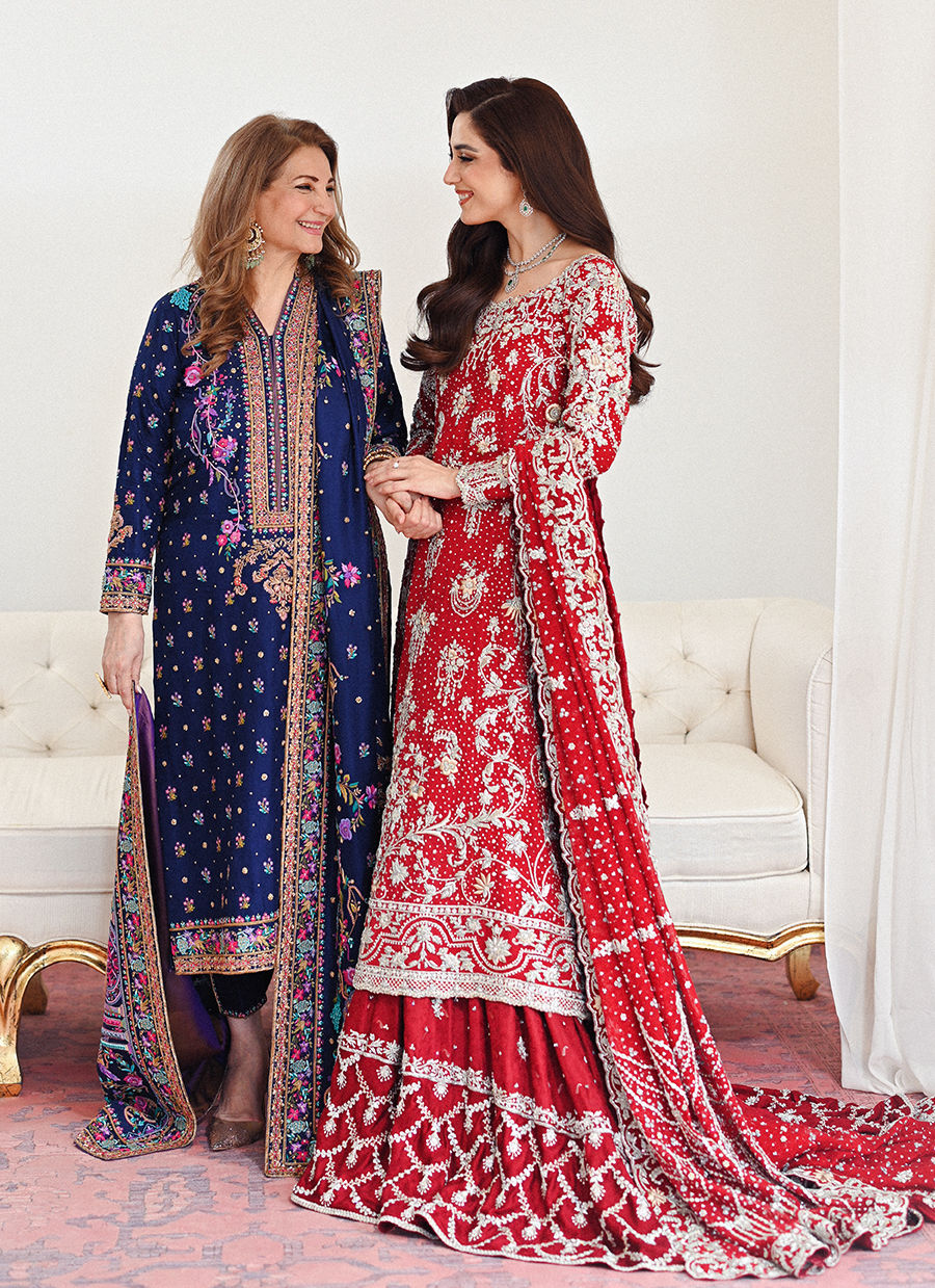 Farah Talib Aziz Azrina Scarlett style reference image 13