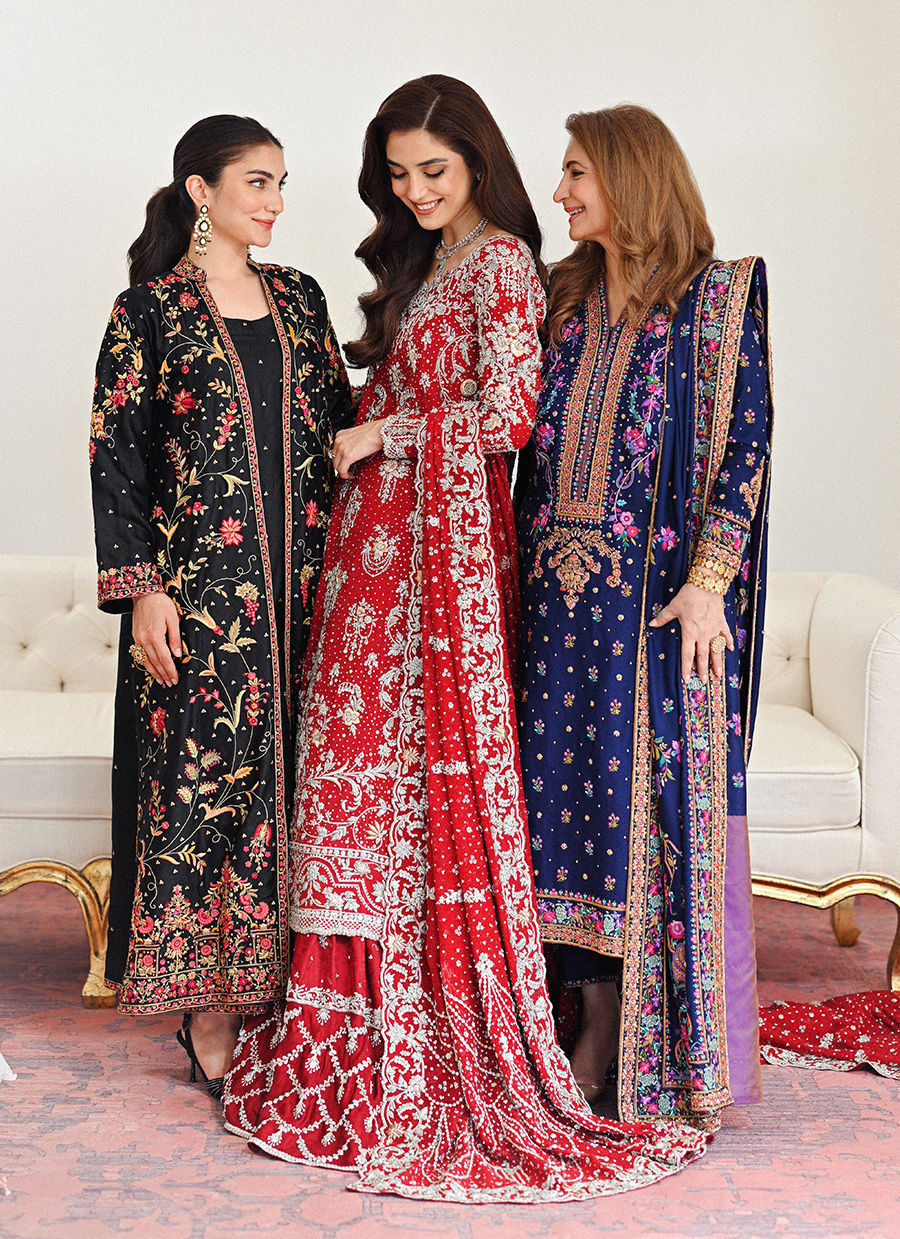 Farah Talib Aziz Azrina Scarlett style reference image 14