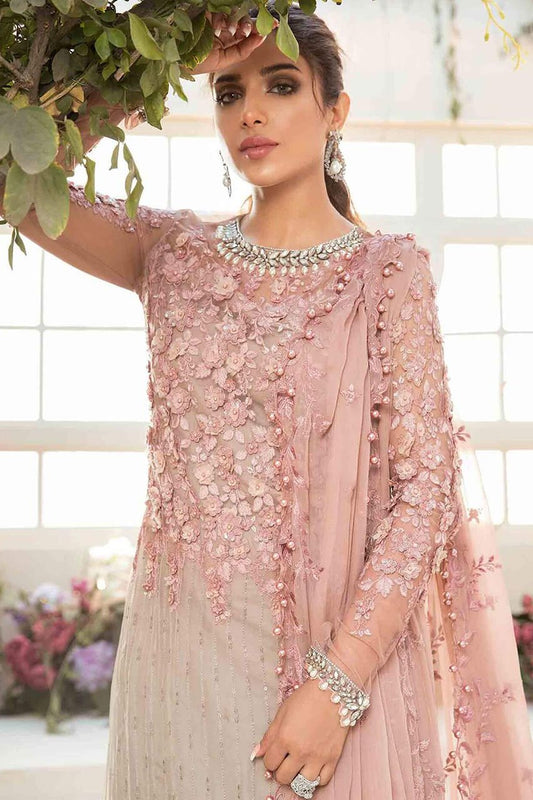 Maria B Mbroidered BD-121 close-up of blush pink bodice embroidery and net dupatta