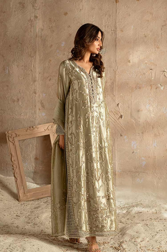 Hafsa Malik Jade style full length side reference