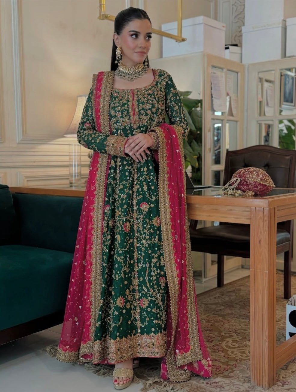 Haris Shakeel – Aimen Style, full outfit view 2