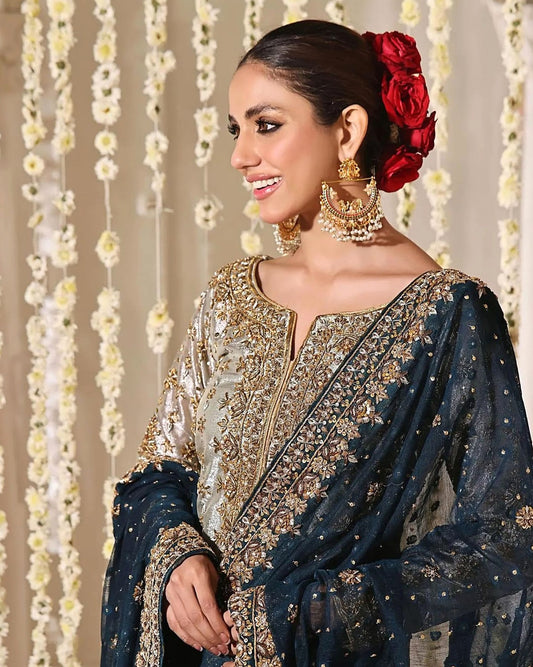 Mahnoor Style, 4 Piece — MAIRAZ reproduction, product view 2 of 17