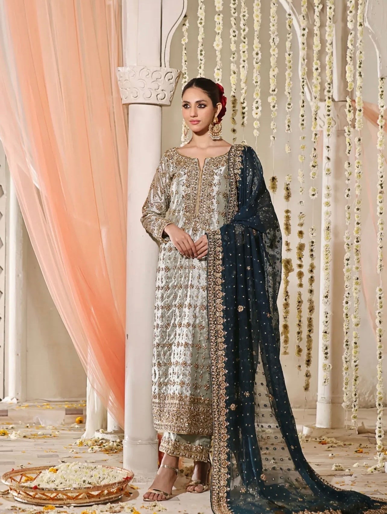 Haris Shakeel – Mahnoor Style, full outfit view 2