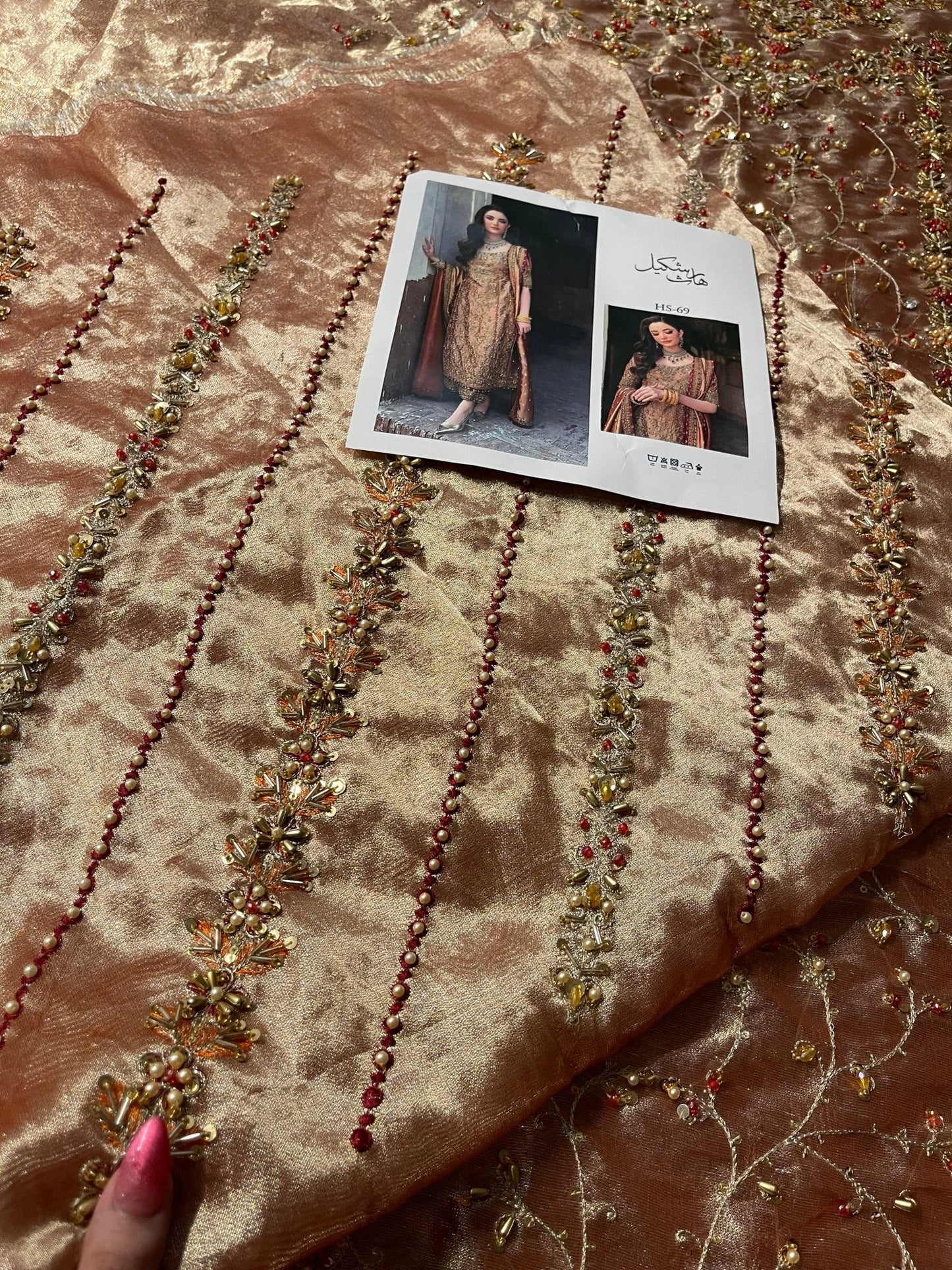 Haris Shakeel – Meerub Style, embroidery and fabric detail 5