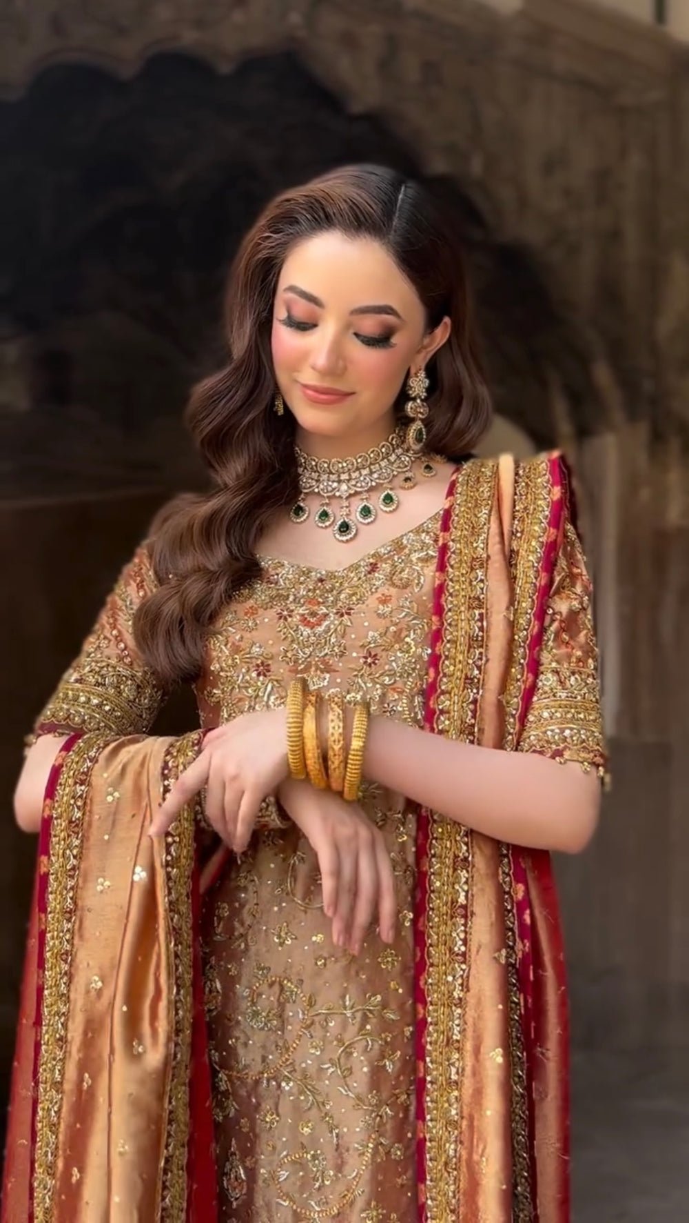 Haris Shakeel – Meerub Style, full outfit view 6