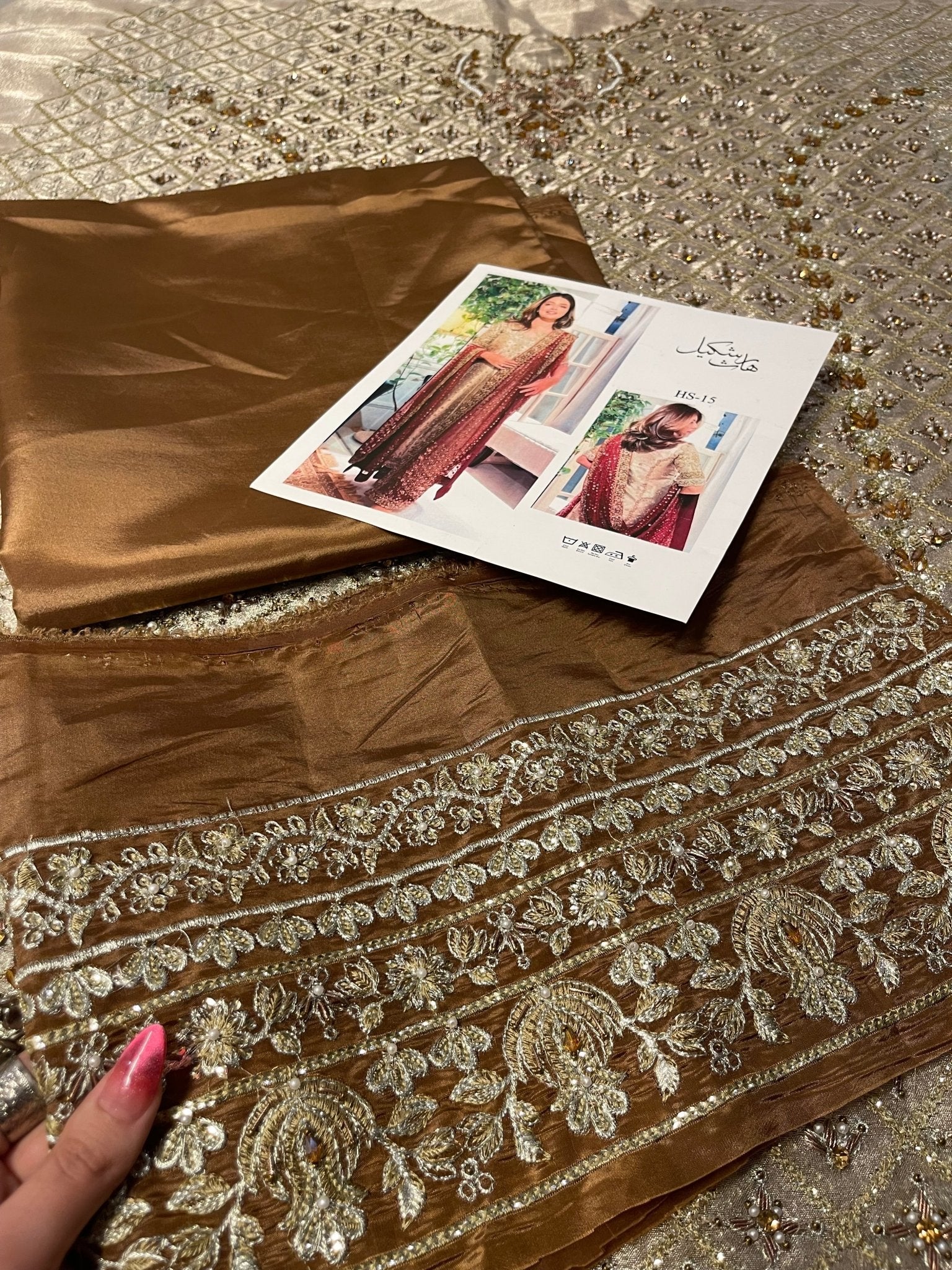 Haris Shakeel – Nawal Style, embroidery and fabric detail 12