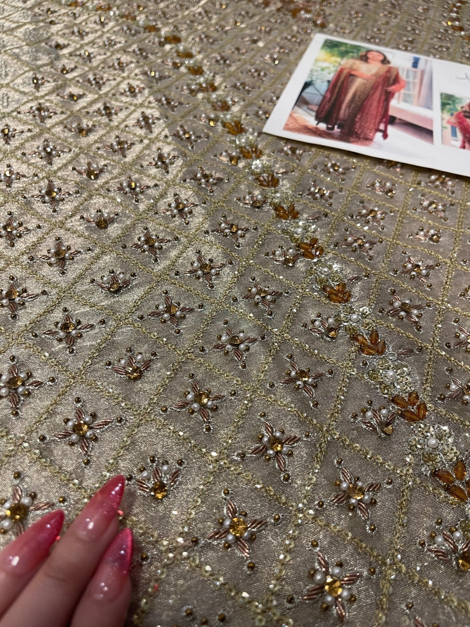 Haris Shakeel – Nawal Style, embroidery and fabric detail 6