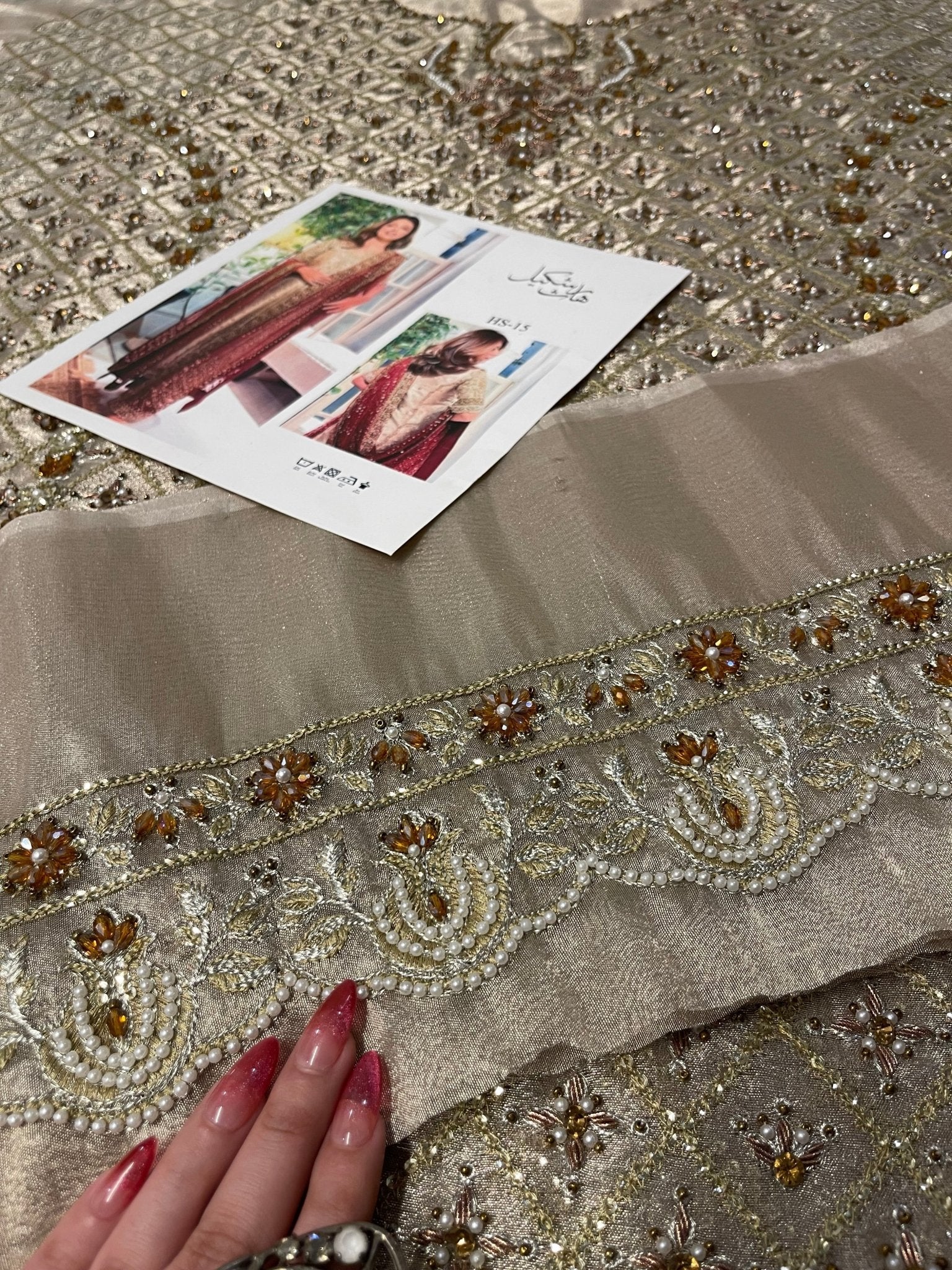 Haris Shakeel – Nawal Style, embroidery and fabric detail 9