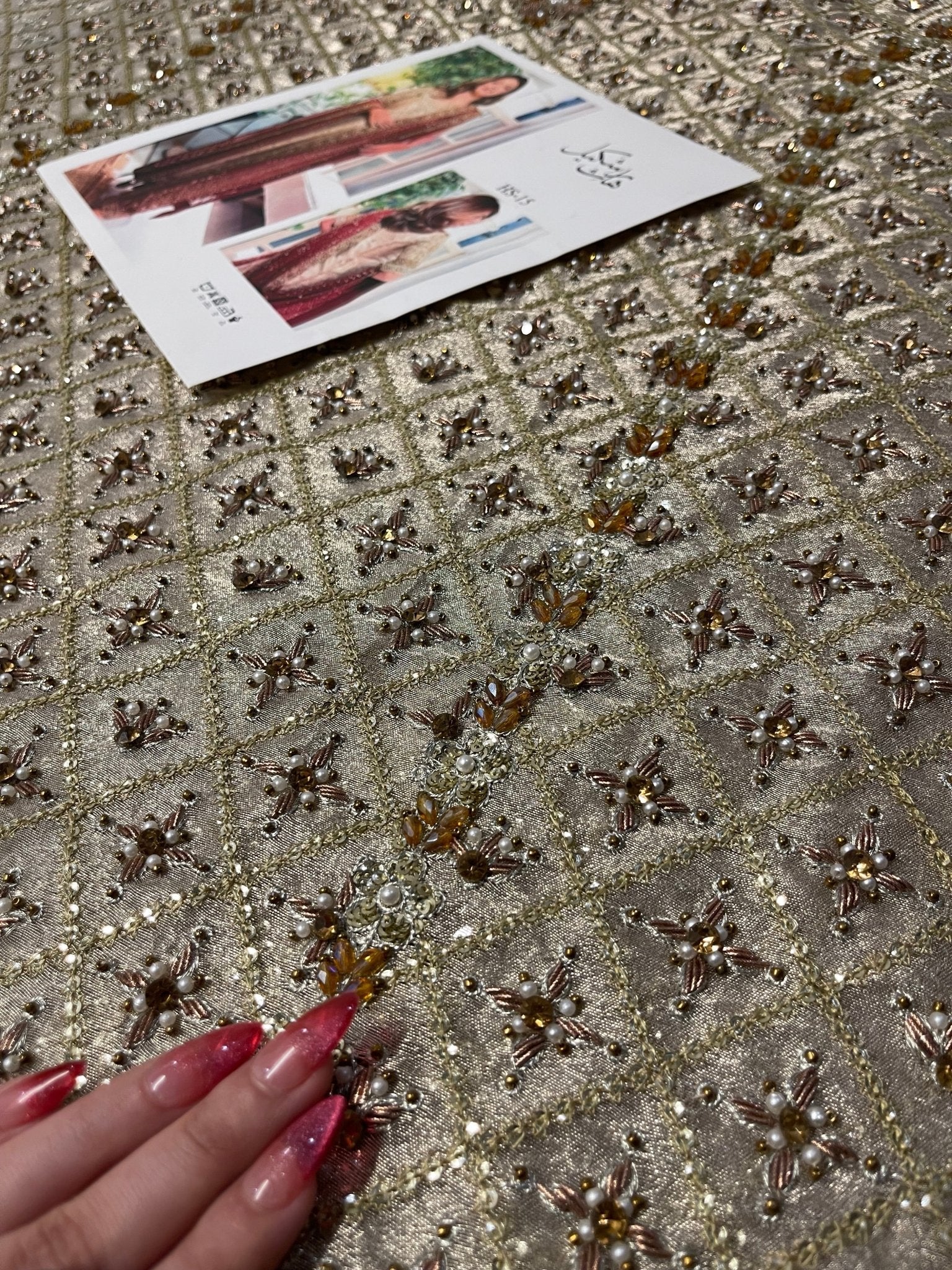 Haris Shakeel – Nawal Style, embroidery and fabric detail 5