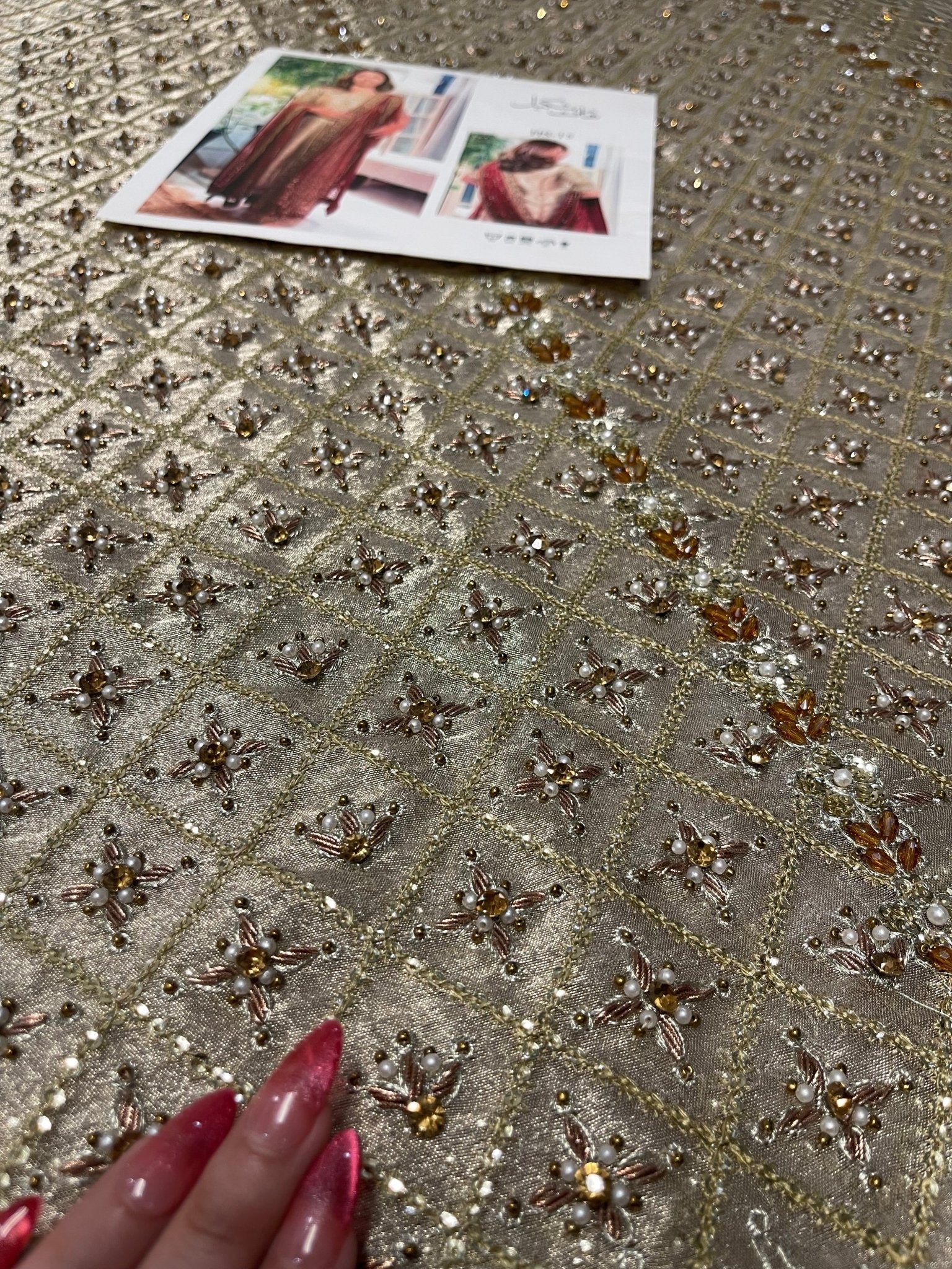Haris Shakeel – Nawal Style, embroidery and fabric detail 3