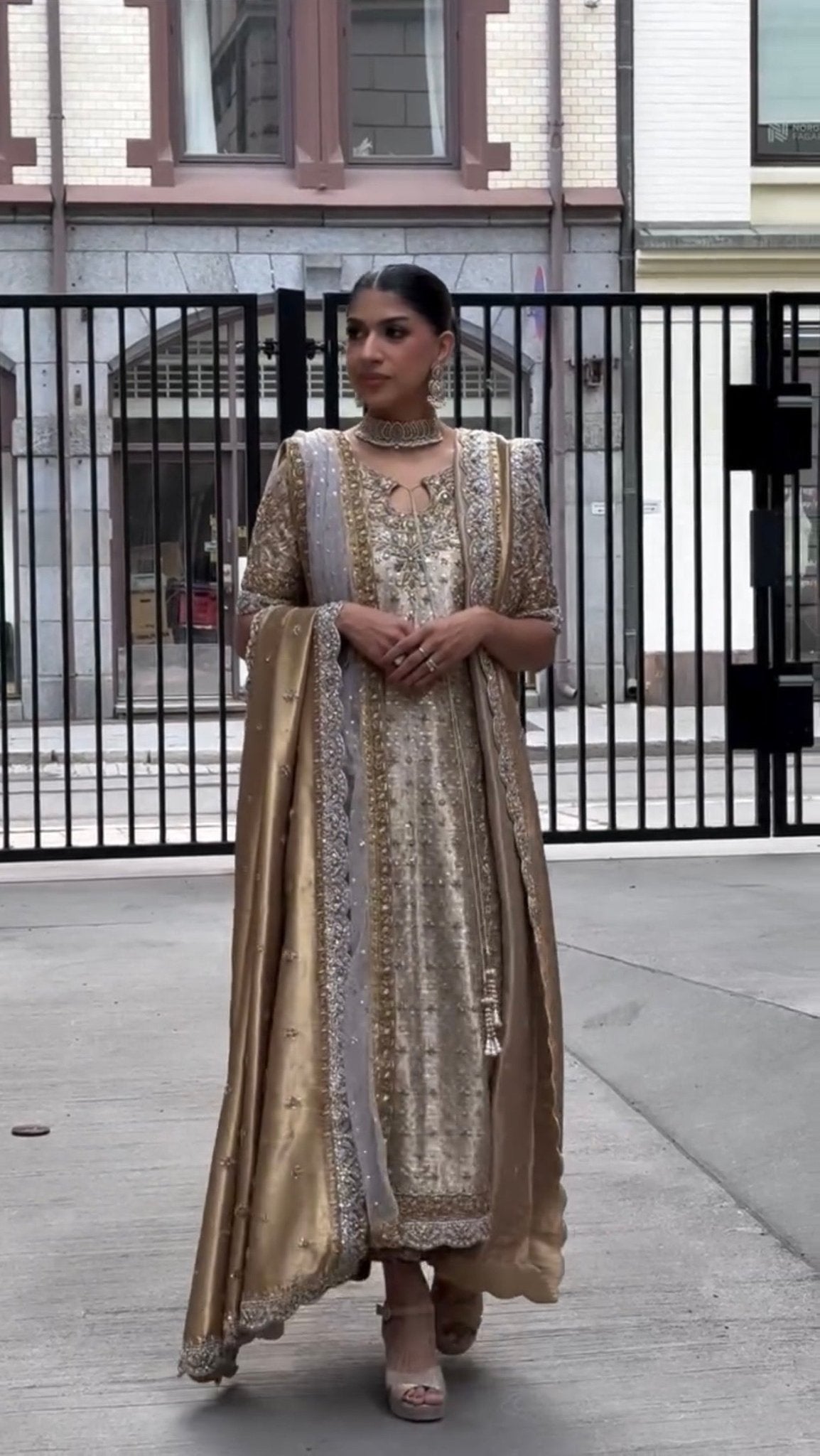 Haris Shakeel – Neha Style, full outfit view 2