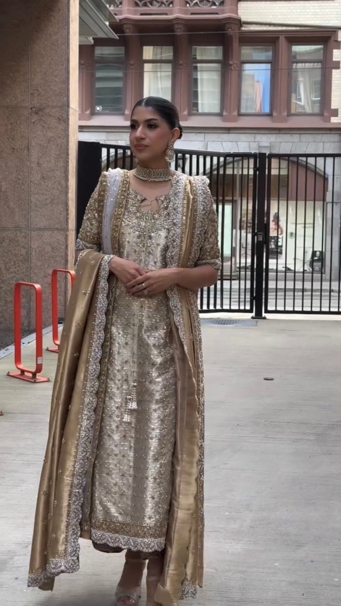 Haris Shakeel – Neha Style, full outfit view 4