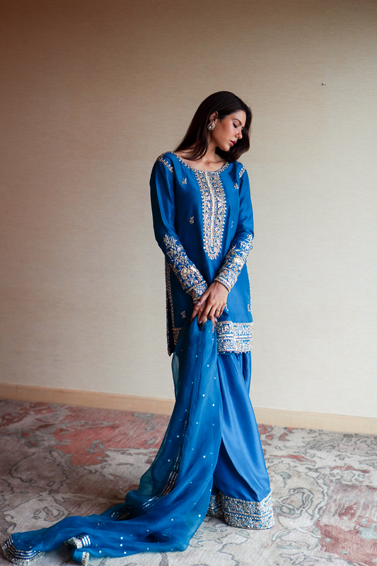Erum Khan – Heer Style