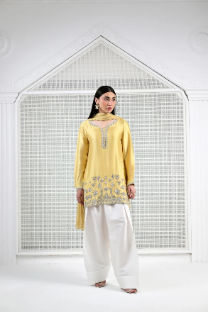 Huma Mistry Butter Radiance Style full front look