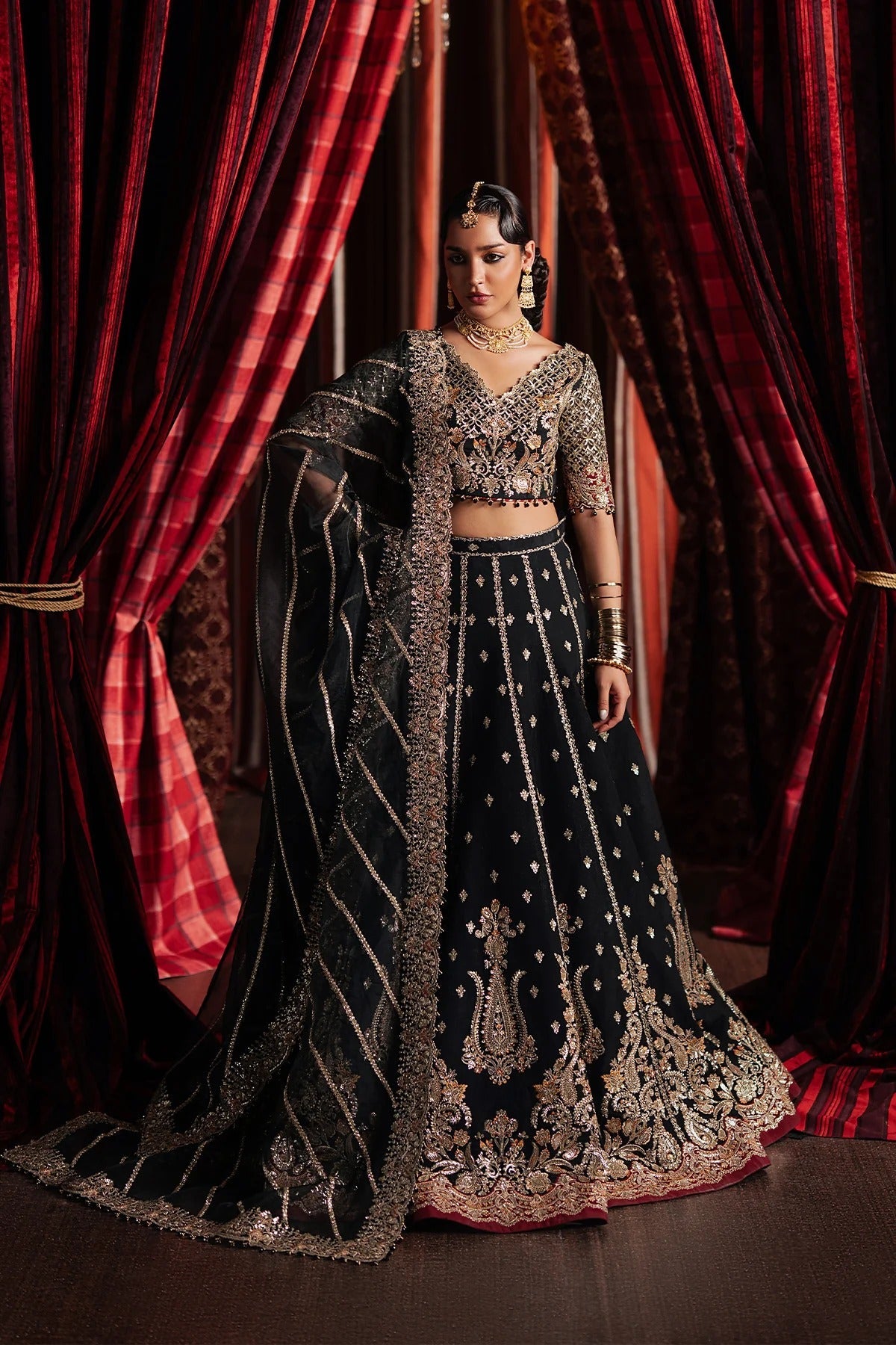 Afrozeh Gulraiz Style — Mairaz Black Wedding Maxi