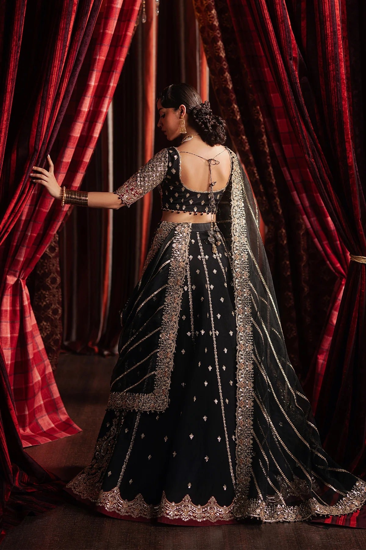 Afrozeh Gulraiz Style — Mairaz Black Wedding Maxi